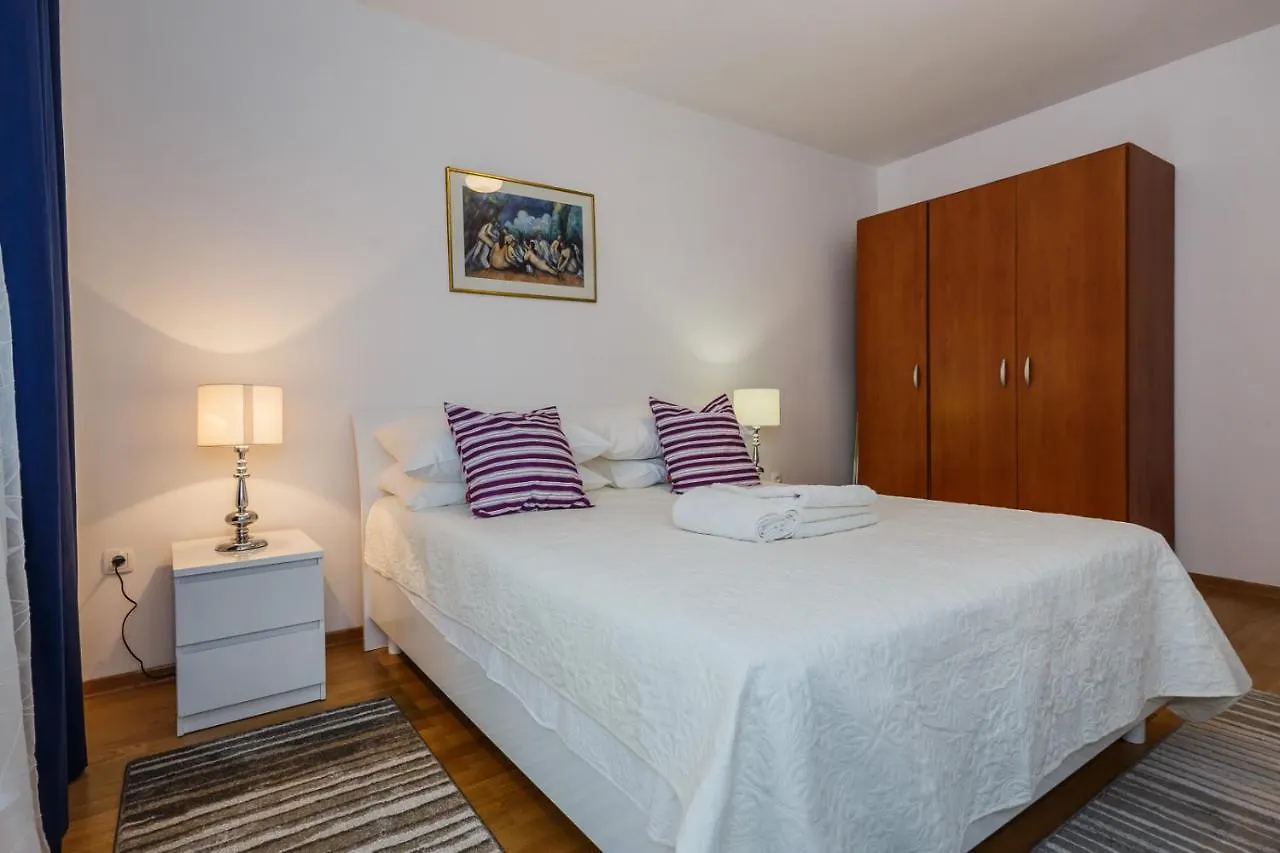 Apartament Ana Kaštela